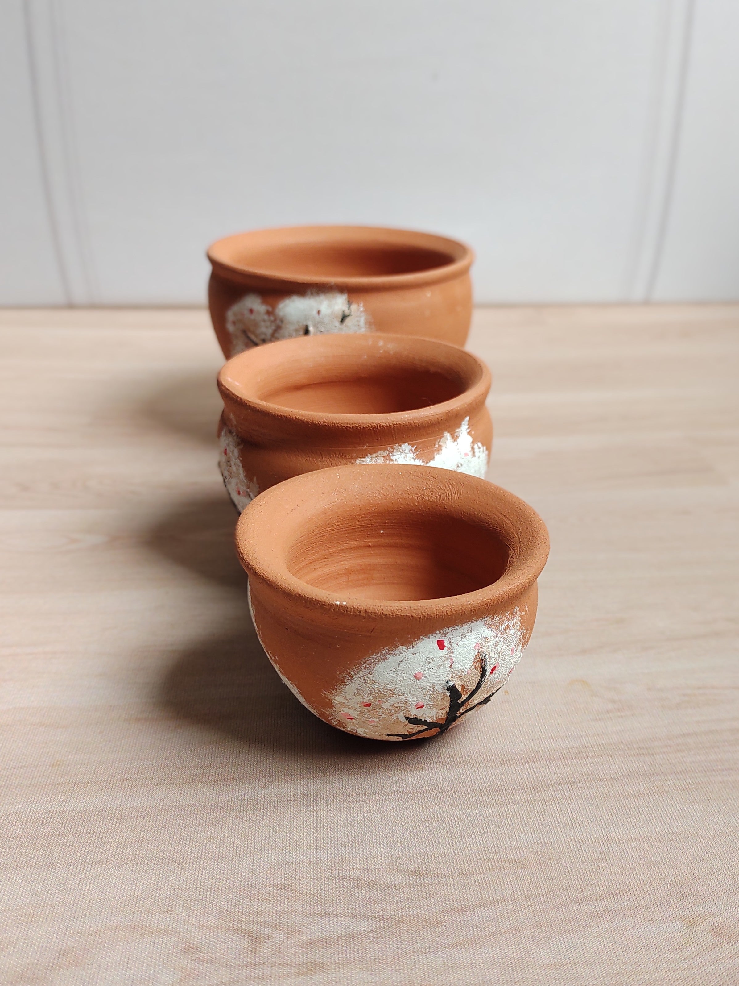Trio de vasos cascata com pintura a mão - Decore o ambiente naturalmente | Temolda